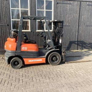 Vorkheftruck - 2,5 ton - gas T-22211-1